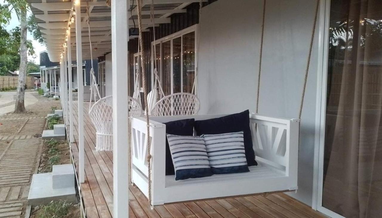 Angels Bed And Breakfast Sipalay City By Reddoorz Bagian luar foto