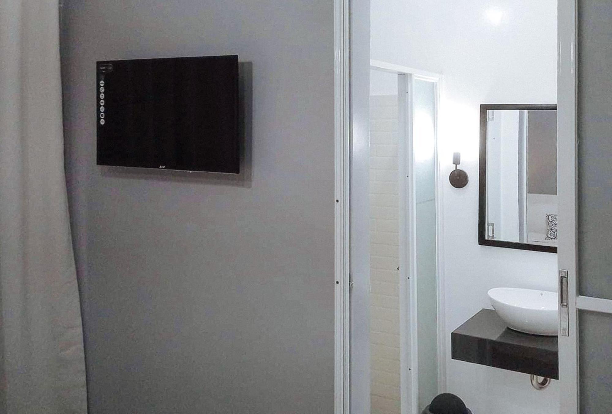 Angels Bed And Breakfast Sipalay City By Reddoorz Bagian luar foto